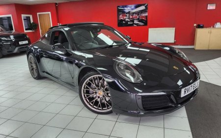 PORSCHE